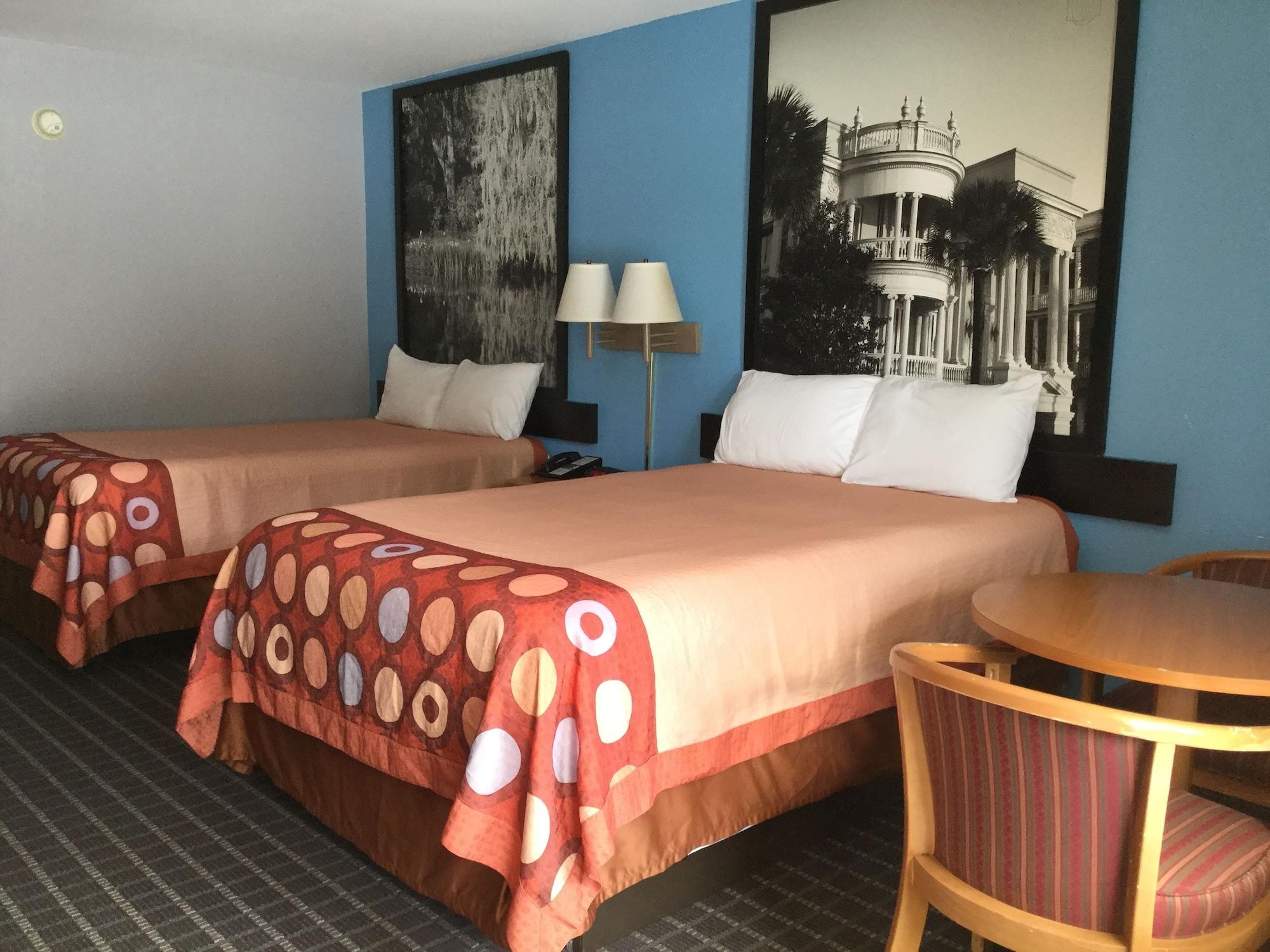 Super 8 By Wyndham Walterboro Hotel Exterior photo